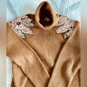 Sequin-Detail Turtleneck Sweater Size S